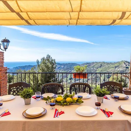 7 Bedroom Stunning In Frigiliana Holiday home *